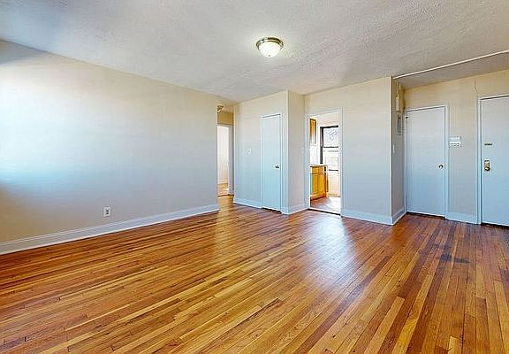 2nd image of 20-55 24th St #2AA