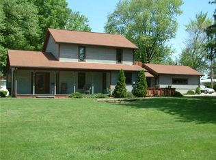 11698 Maple St, Fishers, IN 46038