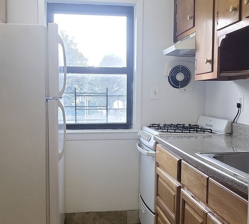 1st image of 162-24 Crocheron Ave #1A