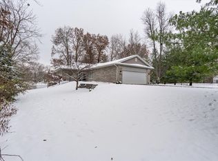 5650 Timber Lake Rd, Decatur, IL 62521