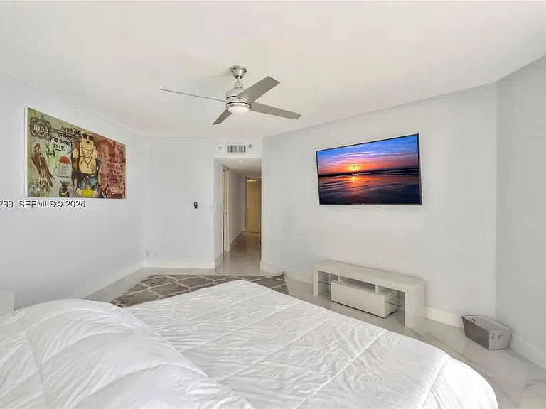 16425 Collins Ave #1612 — Photo 22