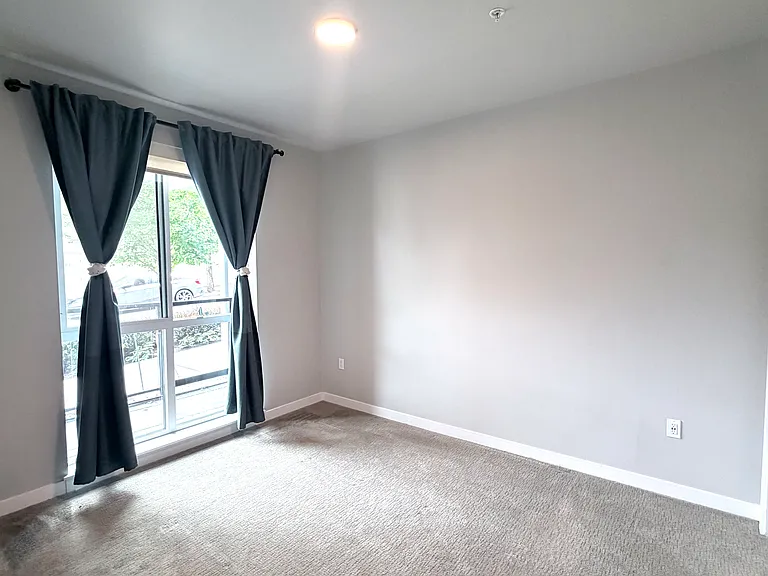 1085 103rd Ave NE #115 — Photo 8