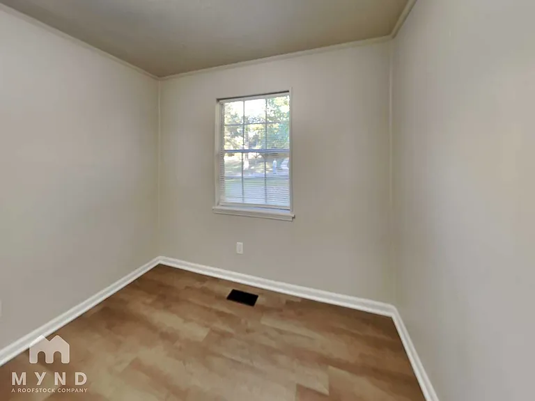 713 Kingman Rd — Photo 10