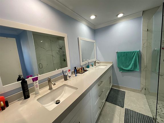 3rd image of 9020 Pine Springs Drive