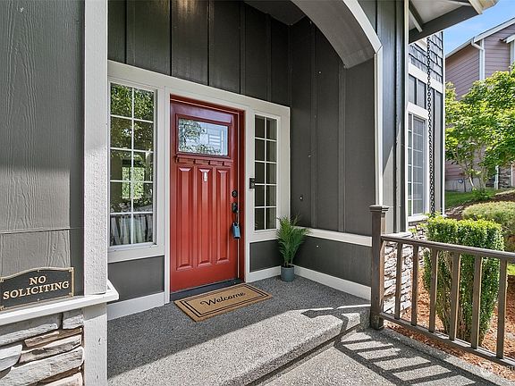 3rd image of 17018 West Hill Drive E