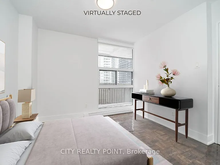 33 Isabella St #2606 — Photo 2