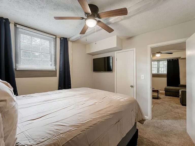 5767 Lanny Ln — Photo 25