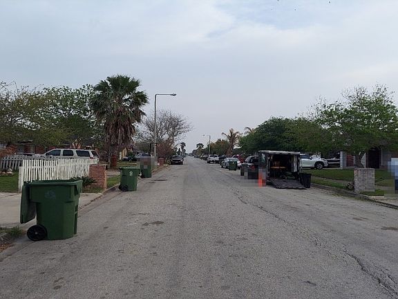 5th image of 2790 Normandy St
