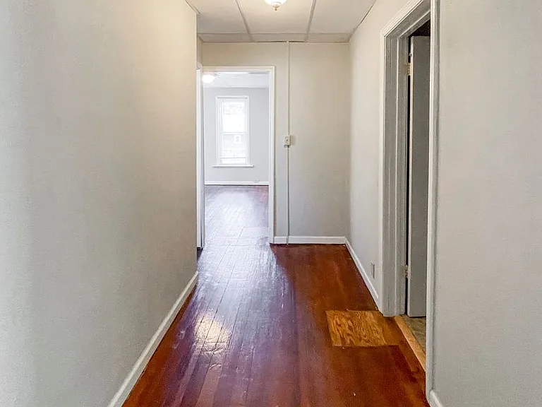 2125 W Jackson St — Photo 19