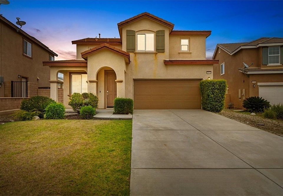 1st image of 17672 Comfrey Dr
