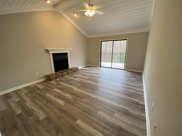 595 Macon Hwy #10 — Photo 4
