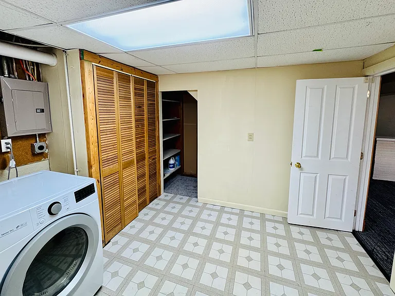 3929 Lakeview Dr — Photo 23