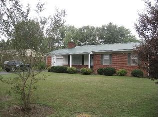 221 Harwood St, Adamsville, TN 38310