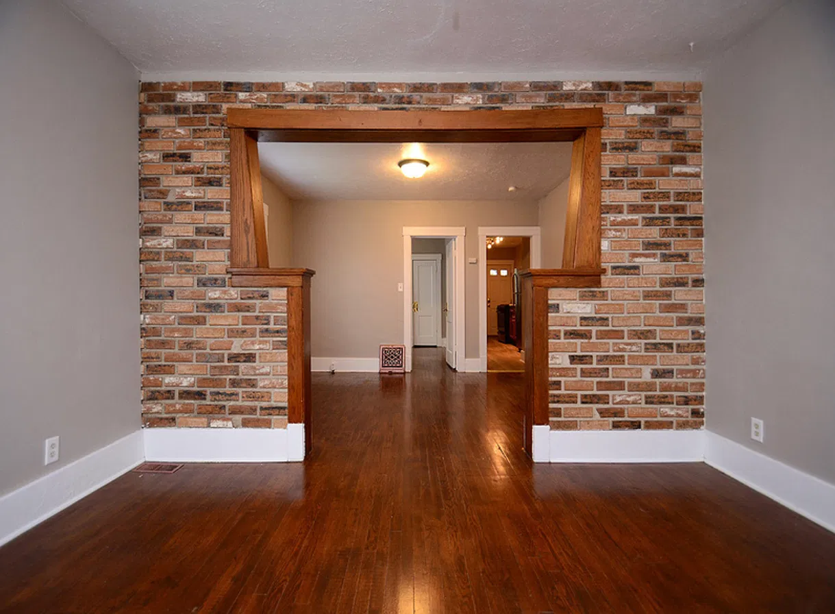 1 bed, 800 sqft, $1,050 — Photo 3