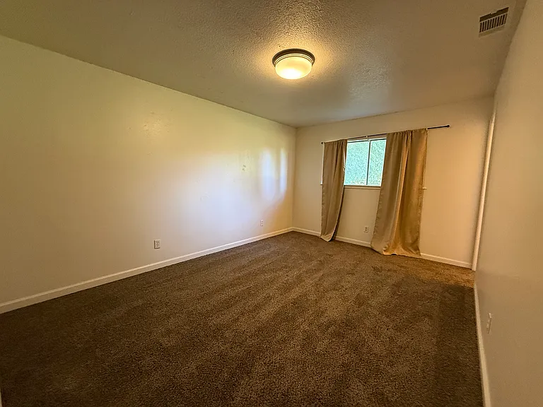 7540 Lemon Hill Ave — Photo 10