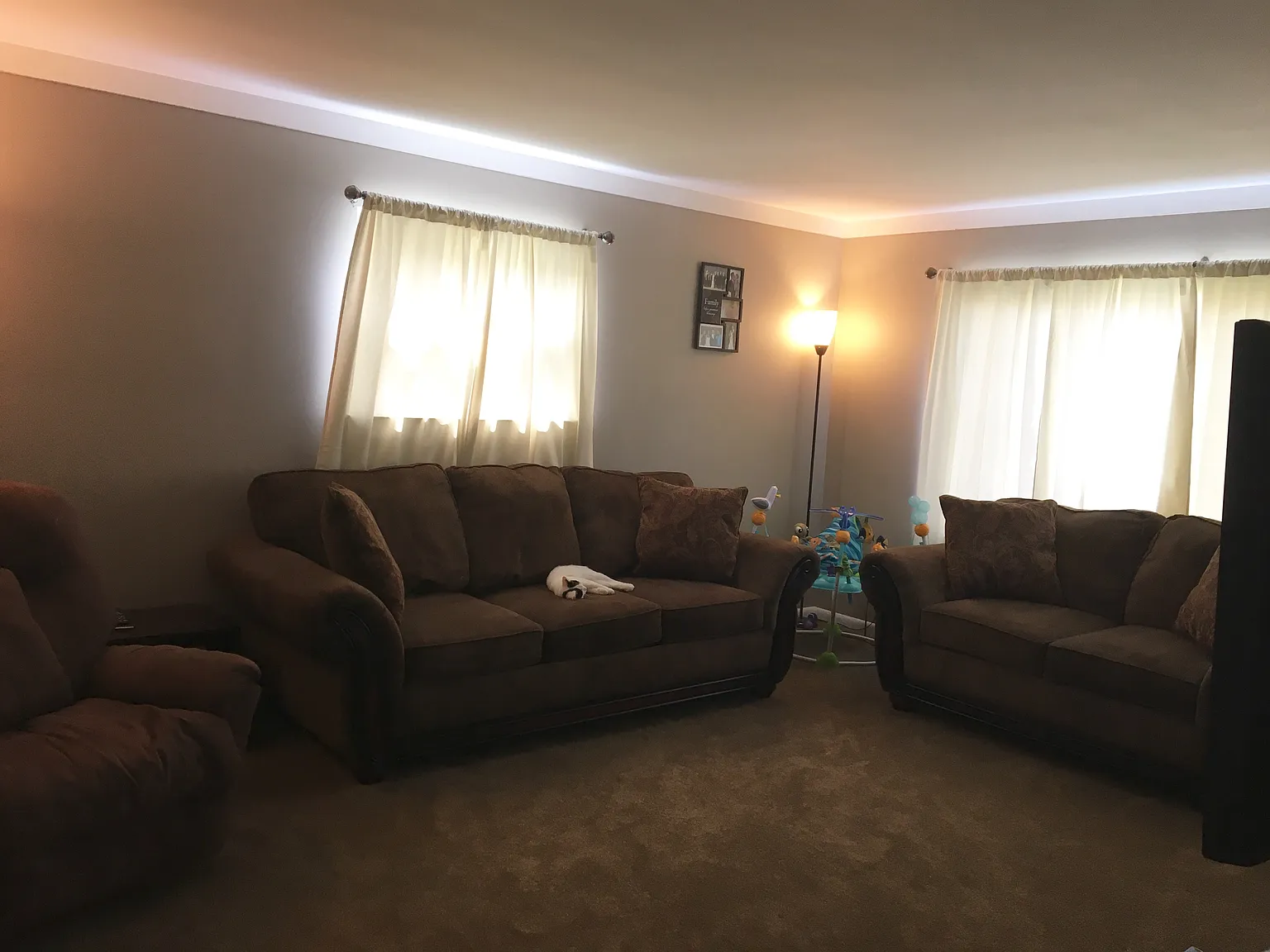 514 Woodside Ave photo 1