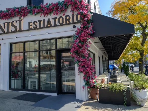 30 Halletts Point image 36 of 39