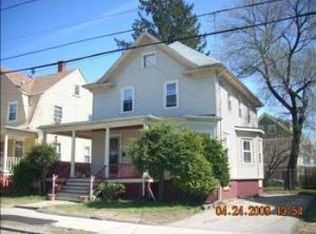 92 Lenox Ave, Providence, RI 02907