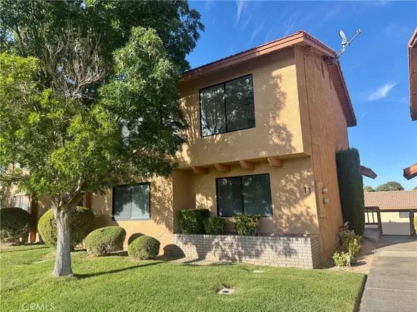 27535 Lakeview Dr Unit 11, Helendale, CA 92342