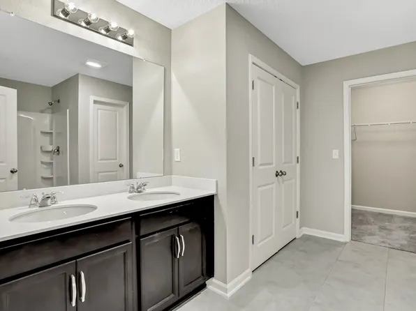 12530 Creekside Manor Dr, Jacksonville, FL 32218