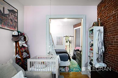 Rented by (Legacy) Elegran