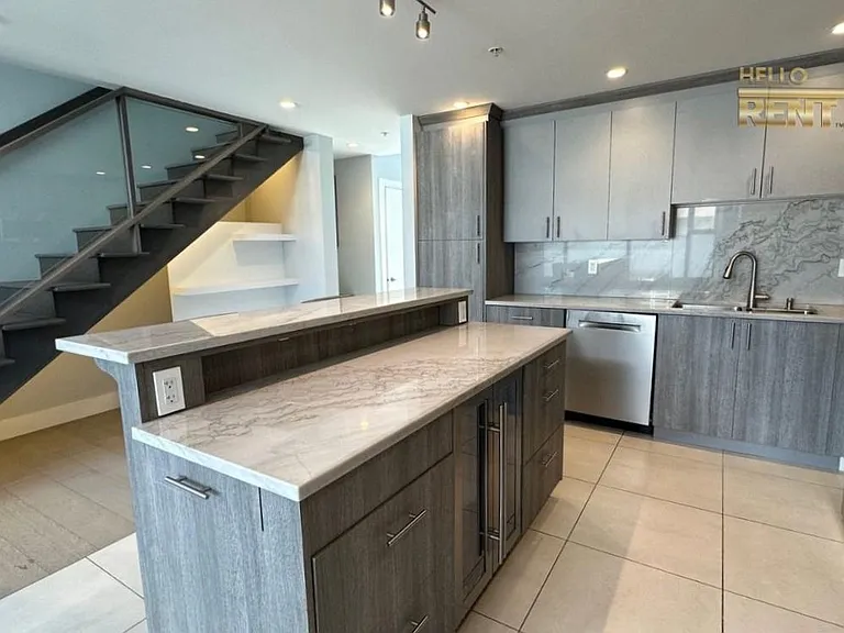 1525 Bellevue Ave #102 — Photo 5