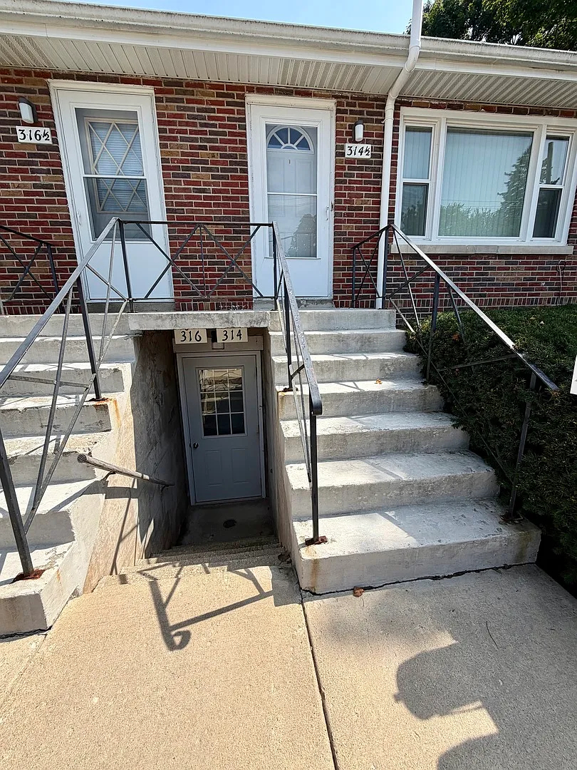 1 bed, 800 sqft, $1,100 — Photo 3