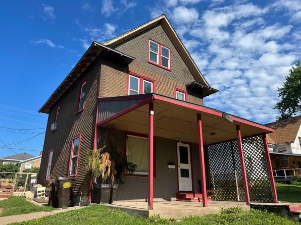 114 N Clay St, Mount Carroll, IL 61053