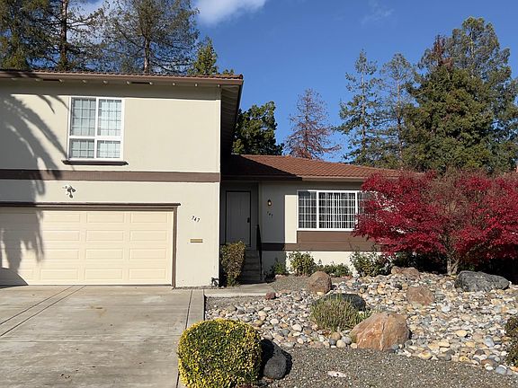 2nd image of 747 Bamboo Dr
