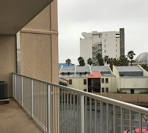3rd image of 2000 Gulf Blvd #308
