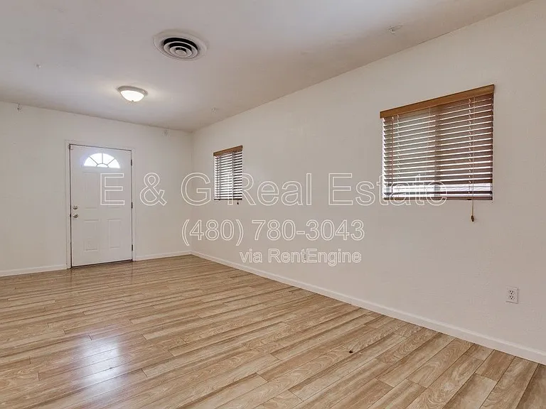 1308 W 6th St — Photo 7