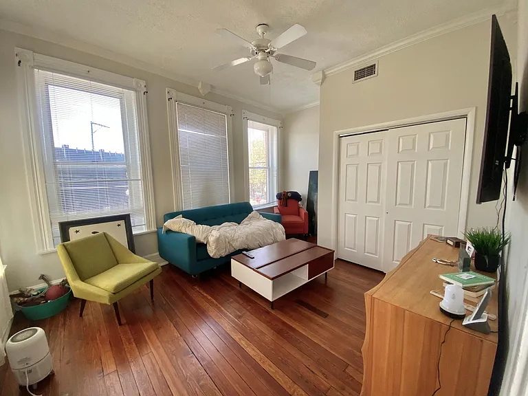 2-1008 Lee St #2 — Photo 10