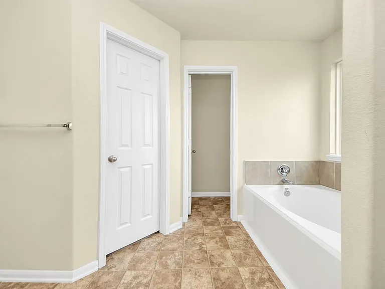 3226 View Valley Trl — Photo 27