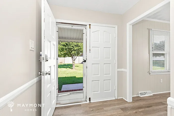 3 bed, 2.0 bath, 1640 sqft, $1,895 — Photo 4