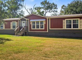 77 Twin Creek Dr, Huntsville, TX 77320