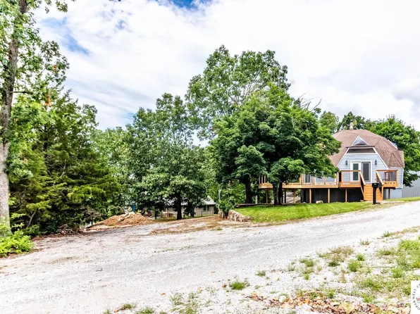 10116 Billabong Dr, Clinton, MO 64735