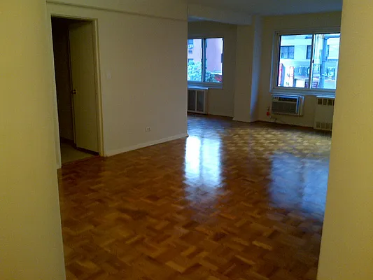 Rented by Town Residential | media 21