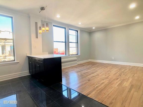 4th image of 227 Audubon Ave APT 62