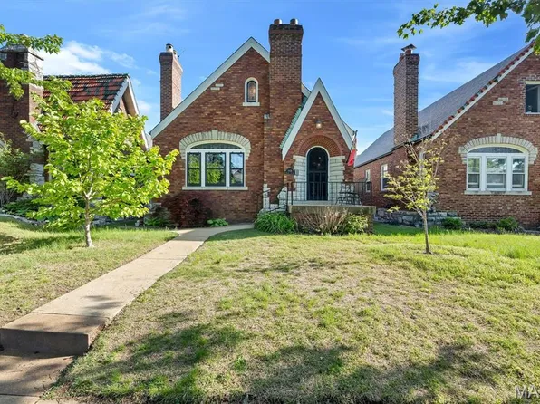 6416 Pernod Ave, Saint Louis, MO 63139