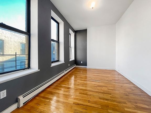 5th image of 388 Manhattan Ave #A5