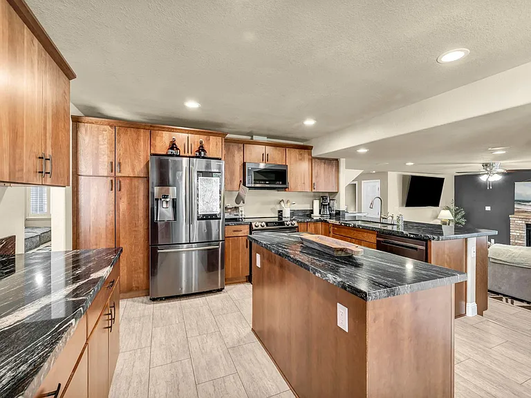 5045 Pradera St — Photo 4