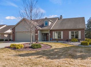 16424 Claystone Ct, Fort Wayne, IN 46845