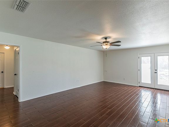 3rd image of 5609 E Lakeshore Dr