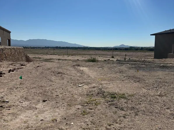 5706 Britain Dr, Santa Teresa, NM 88008