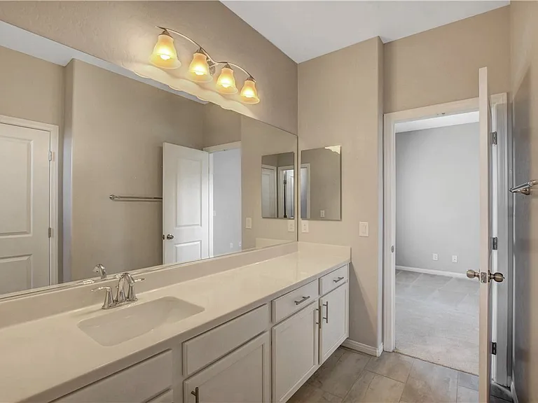 237 Zenobia Ct — Photo 22