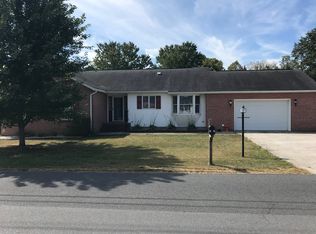 32 Riverview Dr, Petersburg, WV
