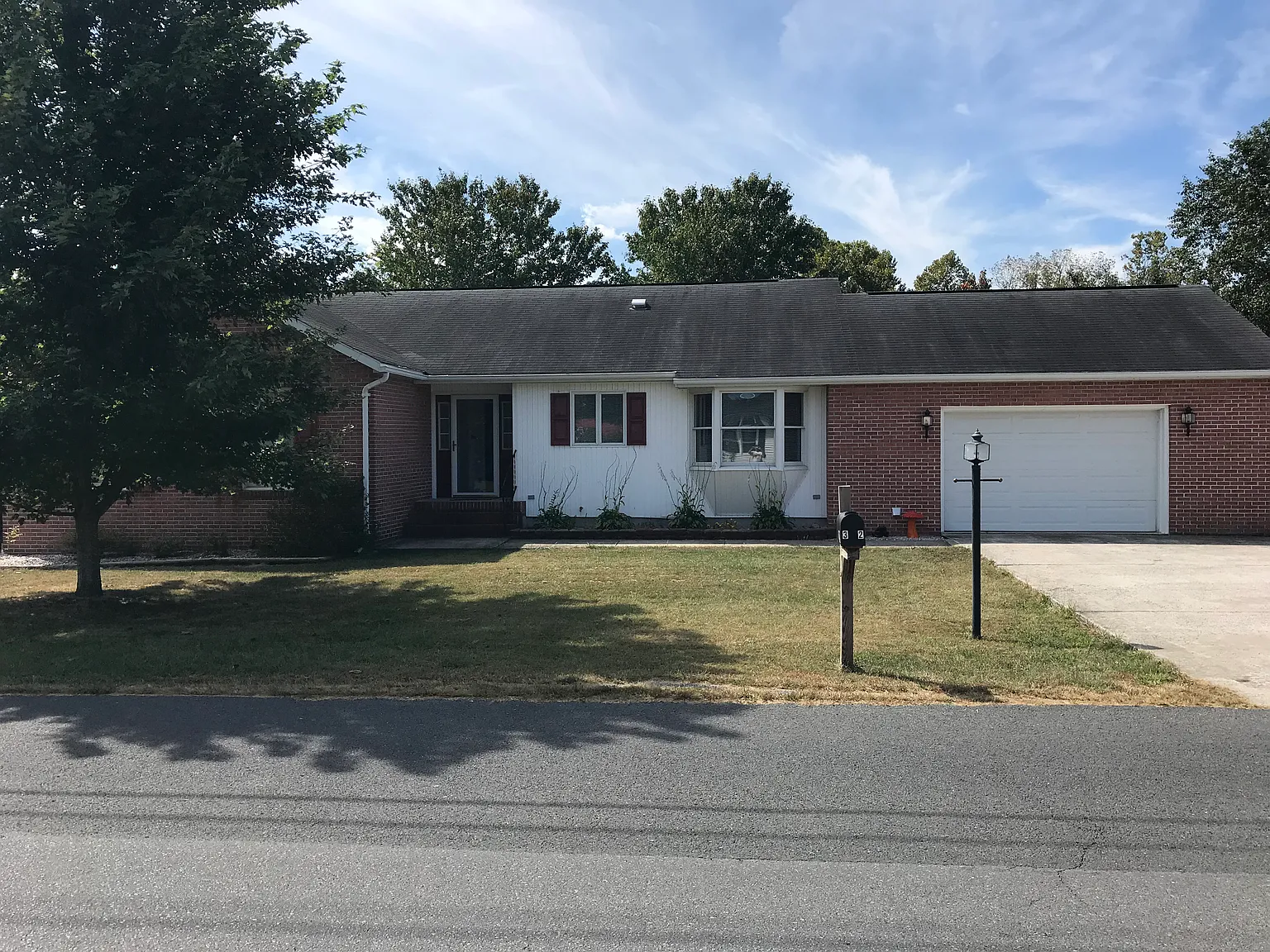 32 Riverview Dr photo 1