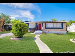 333 Tuttle Rd, Terrell Hills, TX 78209