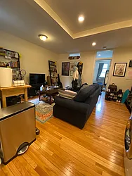 Rented by R New York