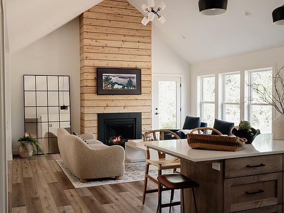 2nd image of 4284 Orchard Trl